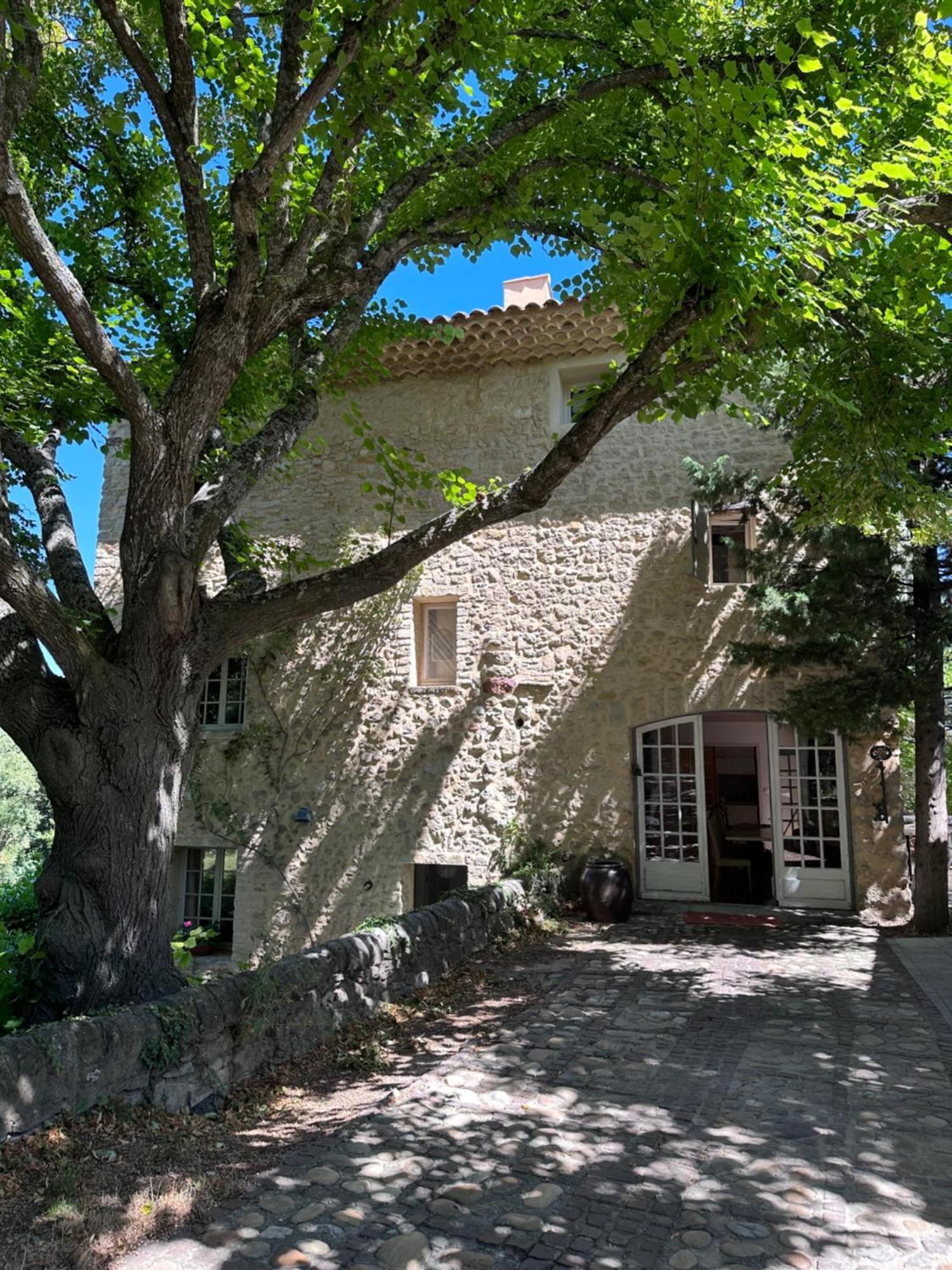 Moulin D'Antelon B&B Крийон-ле-Брав Экстерьер фото